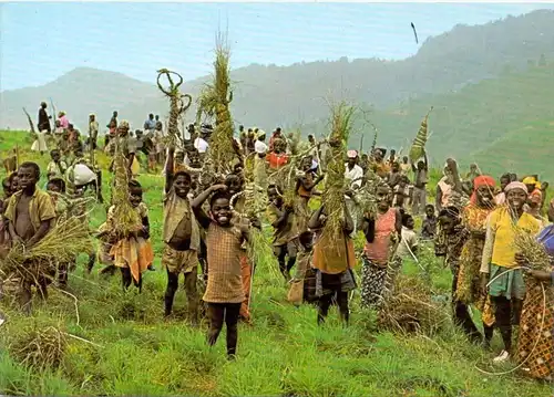 VÖLKERKUNDE / ETHNIC - Kamerun, Grasschneidefest