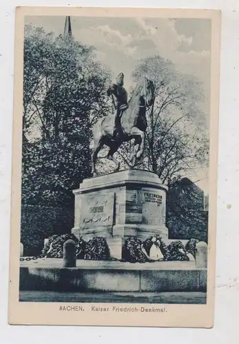 5100 AACHEN,  Kaiser - Friedrich - Denkmal, Kränze