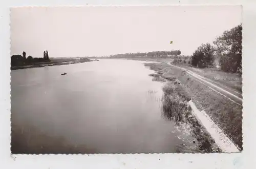 F 71700 UCHIZY, La Saone vue du pont d'Uchizy