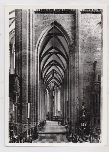 B 3000 LEUVEN, Sint - Pieterskerk, Zuiderkooromgang