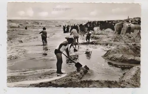 2190 CUXHAVEN - DÖSE, Hochwasser über den Sandburgen, 1961