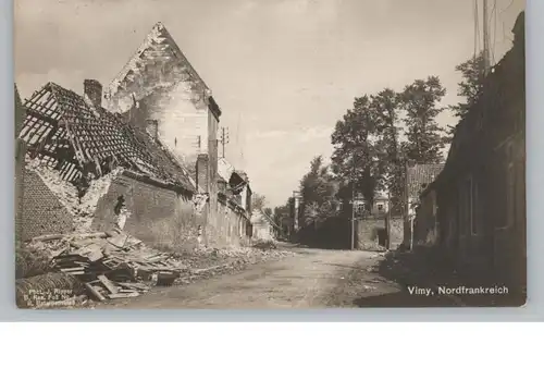 F 62580 VIMY, 1. Weltkrieg, Strassenpartie mit Zerstörungen