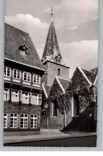 3300 BRAUNSCHWEIG, Stiller Winkel an der Michaeliskirche