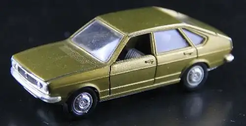 Schuco Volkswagen Passat TS 1974 Metallmodell (1476)