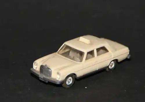 Wiking Mercedes-Benz 200 Taxi 1972 Plastikmodell (7610)