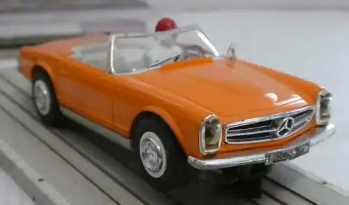 Fleischmann Auto-Rallye Mercedes-Benz 280 SL Cabriolet 1965 Rennbahnmodell mit Motor (1423)