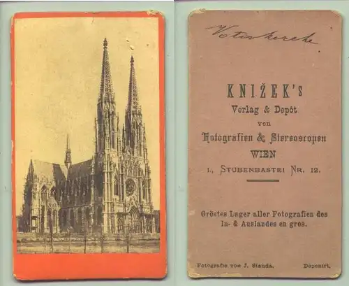 Wien, Uralt-Foto um 1880 ? (1027112) Uralte Original-Fotografie auf starkem Karton (Bildkarte. Format ca. 10,5 x 6 cm) mit Motiv 'Votivkirche / WIEN)
