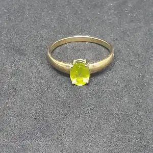 Goldring mit Peridot - 9 Karat - 375 Echtgold - Ring - Goldring