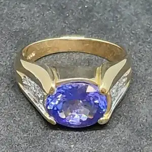 Goldring mit Tansanit und 22 Diamanten - 14 Karat - Ring - 585 Echtgold