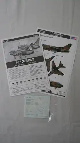 Hobby Boss A-7P Corsair II-1:72-87205-Bauteile versiegelt-Modellflieger-OVP-0989