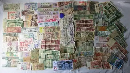 Sammlung mit 100 Banknoten aus aller Welt (104407)