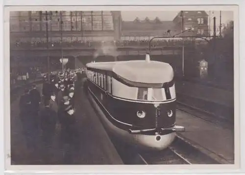 98097 Ak Schnelltriebwagen "Der fliegende Hamburger" Deutsche-Reichsbahn-Ges.