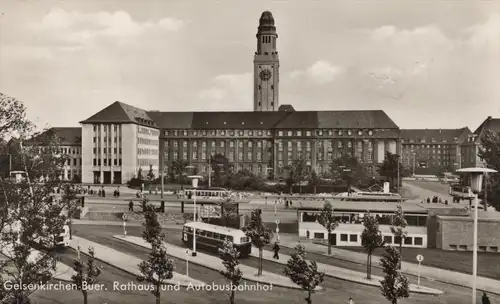 ÄLTERE POSTKARTE GELSENKIRCHEN-BUER RATHAUS UND AUTOBUSBAHNHOF Busbahnhof Bus postcard cpa AK Ansichtskarte