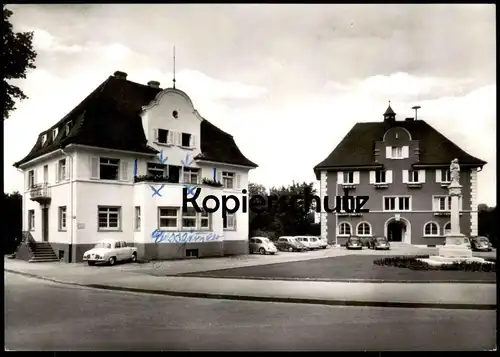 ÄLTERE POSTKARTE KISSLEGG RATHAUS MIT MARIENSÄULE UND HAUS REICH VW KÄFER Auto old car AK Ansichtskarte cpa postcard