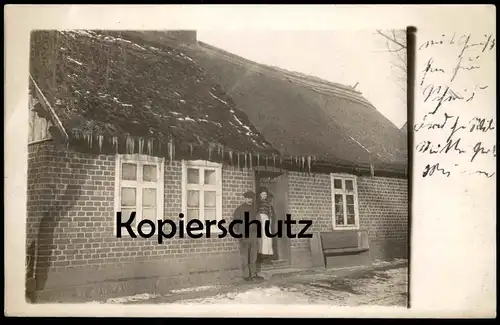 ALTE FOTO POSTKARTE ZEHRTEN TEMNIK HAUS MIT EHEPAAR CIEMNIK CZERTYN Pommern Kreis Saatzig Poland polska photo postcard