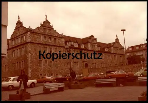 ALTES ORIGINAL FOTO KASSEL KASSELER MARSTALL MARSTALLGEBÄUDE 1976 Photo 13 x 9 cm Auto Autos Ford VW Käfer Opel Mercedes