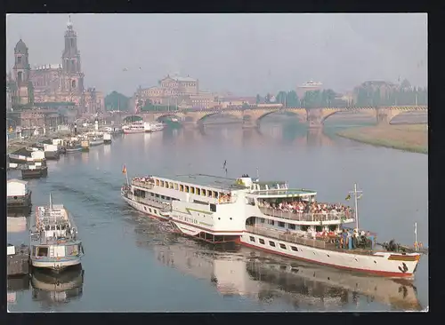 MS "J.F. Böttger" vor Dresden