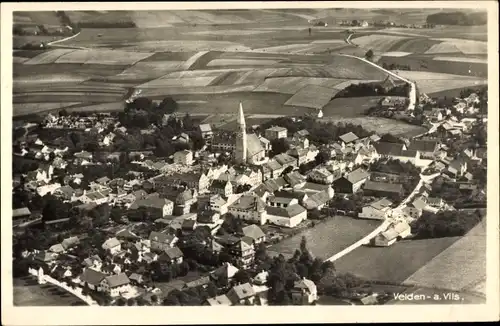 Ak Velden Vils Niederbayern, Fliegeraufnahme von Stadt und Umgebung, Kirche, Felder