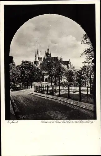 Ak Erfurt in Thüringen, Dom, Severikirche, vom Petersberg aus gesehen