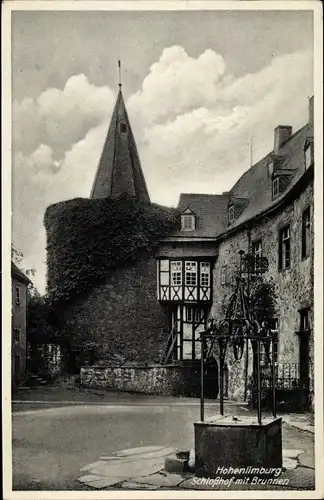 Ak Hohenlimburg Hagen Ruhrgebiet, Schlosshof, Brunnen