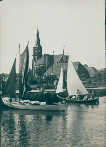 Foto Ostseebad Wustrow Fischland, Segelboote, Hafen, Kirche