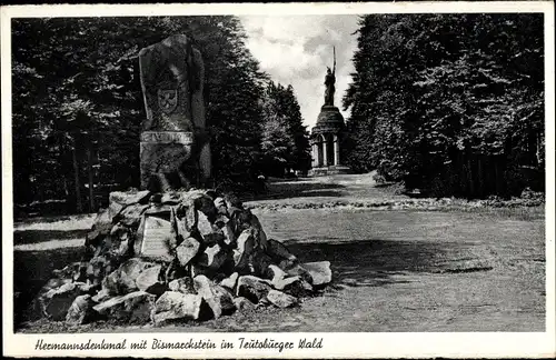 Ak Detmold am Teutoburger Wald, Hermannsdenkmal mit Bismarckstein im Teutoburger Wald