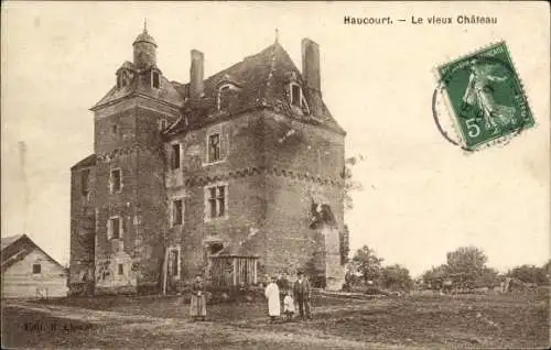 Ak Haucourt Seine Maritime, das alte Schloss