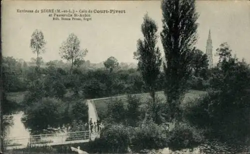 Ak Segré Maine et Loire, Coin de Court Pivert, Passerelle St Aubin