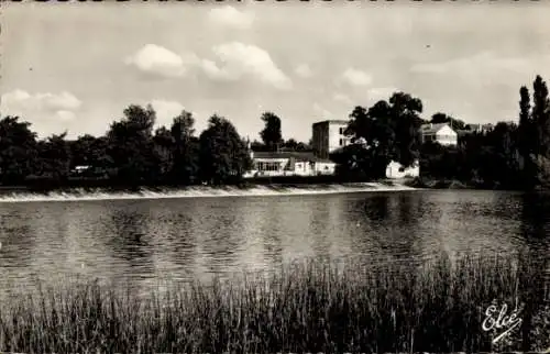 Ak Montpon sur l'Isle Dordogne, L'Isle, Chaussee et le Moulin