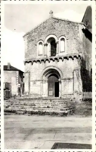 Ak Genouille Vienne, Kirche