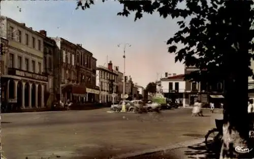 Ak Langon Gironde, Le Bout des Allees Jean Jaures, Place General de Gaulle