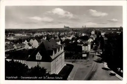 Ak Ingolstadt an der Donau Oberbayern, Gesamtansicht, St.-Anton-Schule