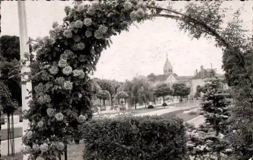 Ak Laignes Cote d'Or, Nouveau square