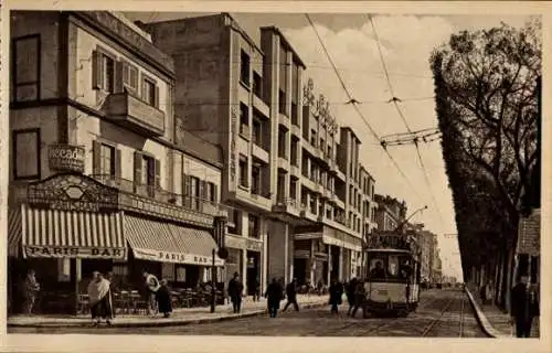 Ak Tunis Tunesien, Avenue Jules Ferry, Paris Bar, Straßenbahn