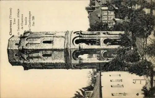 Ak Charroux Vienne, Turm der alten Abtei