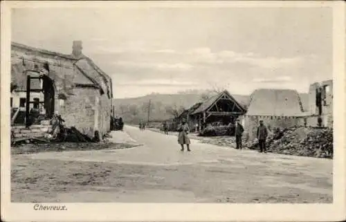 Ak Chevreux Marne, Straße, zerstörte Gebäude, Kriegszerstörung I. WK