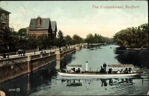 Ak Bedford Bedfordshire England, das Embankment