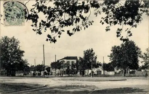 Ak Bergères lès Vertus Marne, Blick auf die Straße, Kreisverkehr