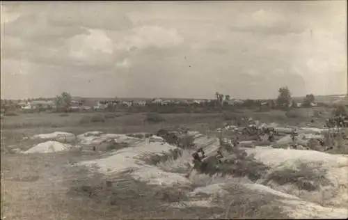 Foto Ak St. Martin ? Frankreich, Kriegsschauplatz 1. WK, Schützengraben