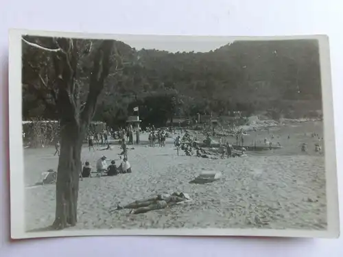 Alte AK Fotokarte Badestrand See Unbekannter Ort [aH217]