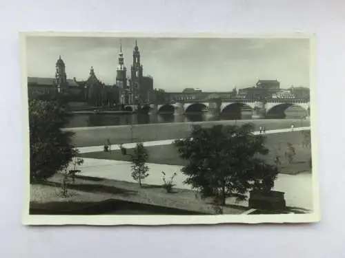 Alte AK Dresden Blick vom Königsufer [aO857]