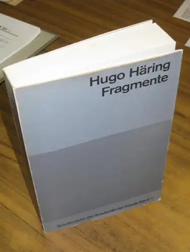 Häring, Hugo. - Margot Aschenbrenner (Hrsg.) / Hans Scharoun (Vorw.): Hugo Häring - Fragmente: Die Ausbildung des Geistes zur Arbeit an der Gestalt. (Schriftenreihe der Akademie der Künste, Bd. 1). 