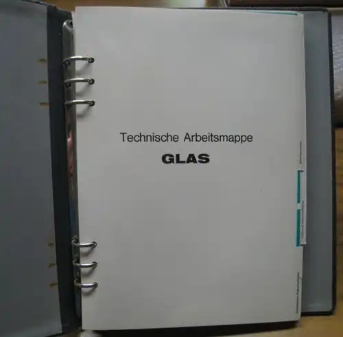 Glas. - Spiegelglas- und Gussglas-Verkaufsgesellschaft. - IBEGLA: Technische Arbeitsmappe Glas. - Aus dem Inhalt: Sunfix-Glasbausteine PRIMALITH / Verbund-Sicherheitsglas. Kinonglas-Kristall. Südglas-Kristall / Kristallspiegelglas /...