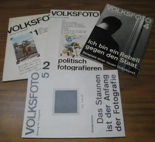 Volksfoto. - Herausgeber: Dieter Hacker, Andreas Seltzer: Volksfoto. Bände 1, 2 , 4 und 5 (von 6). Zeitung für Fotografie. - Aus dem Inhalt: 1)...