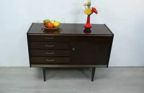 60er 70er Kommode Sideboard Nuß dunkel Hochglanz, 4 Schubladen 1 Türfach, Mid Century Modern