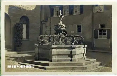 um 1920/1930, Ansichtskarte,  „Ulm, Alter Brunnen auf d. Taubenplatz“,  ungebrauchte Karte