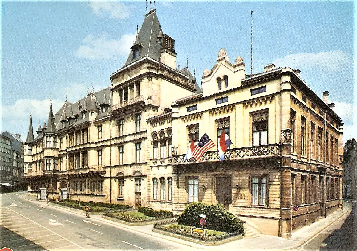 Ansichtskarte Luxemburg - Palais Grand-Ducal et Chambre des Députés (1658)