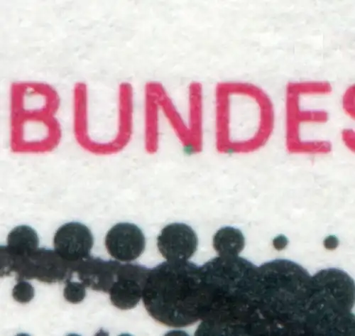 686 aus Block 6 Olympiade 1972 mit PLF grüne Punkte unter ND, gestempelt