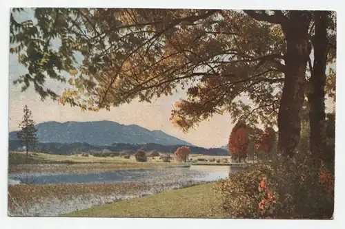 Fluss, Bäume und Berge