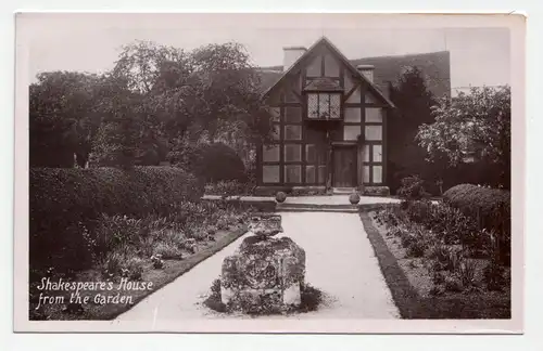 Shakespeare s House from the Garden.